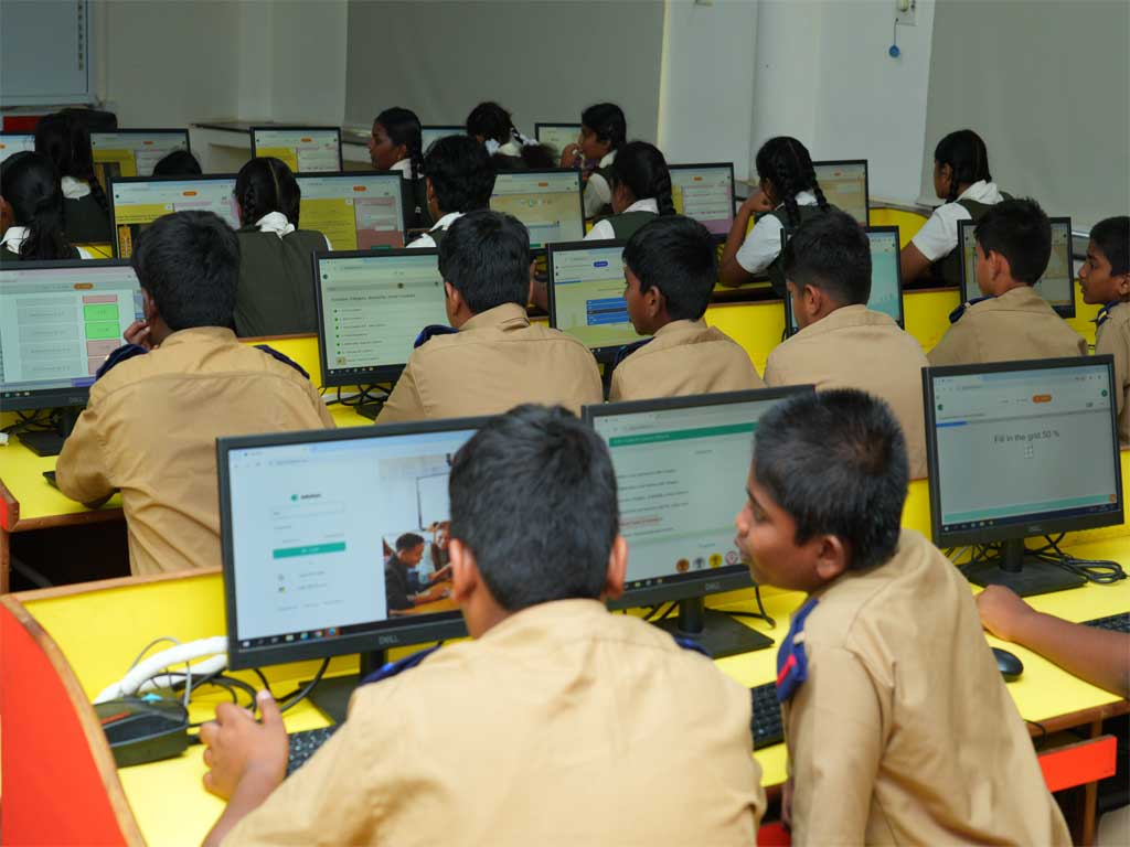 Hyderabad Public School -  Computer Laboratory